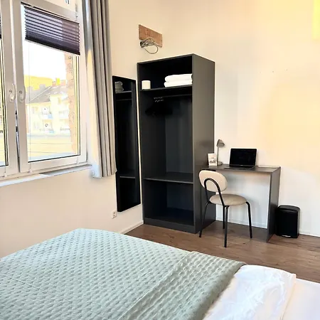 Self Check-in Haus - 15min Zum Hbf Und Messe Düsseldorf