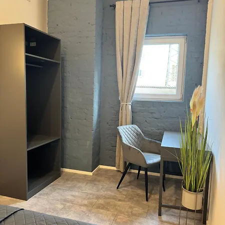 Self Check-in Haus - 15min Zum Hbf Und Messe * デュッセルドルフ