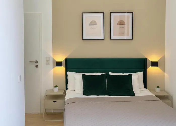 Self Check-in Haus - 15min Zum Hbf Und Messe Lägenhet Düsseldorf